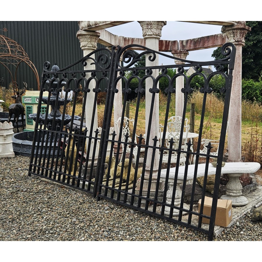 Cast Iron Gates Georgian Style