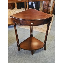Corner Table