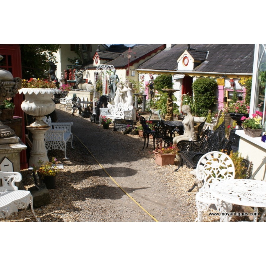 Summer At Moy Antiques 10