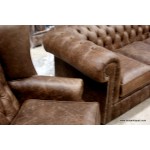 Chesterfield Cracked Vintage 3