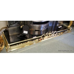 Extendable brass fender