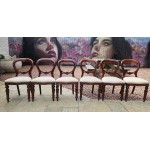 Round Dining Table & Chairs