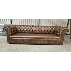Chesterfield Sofa Fixed seat smooth