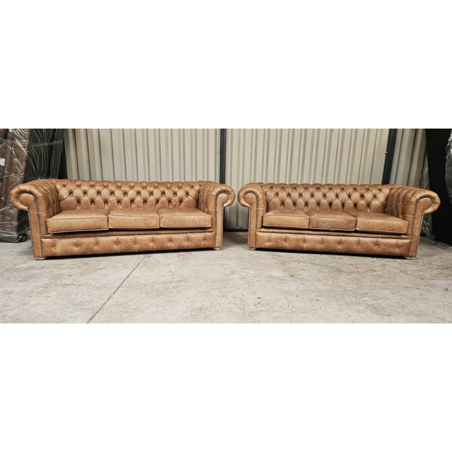 Chesterfield sofa Cracked Tan