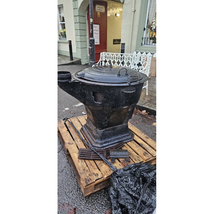 Irish Famine Pot
