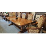 Oak Table and Chairs NOW SOLD