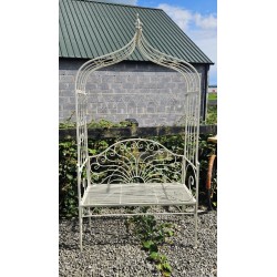 Le Chri Arch Bench