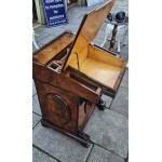 Antique Daveport Master craftsman